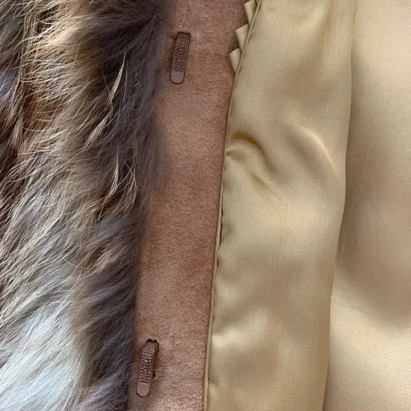 Women’s Authentic Vintage Fox Fur Coat - Picture 8 of 11